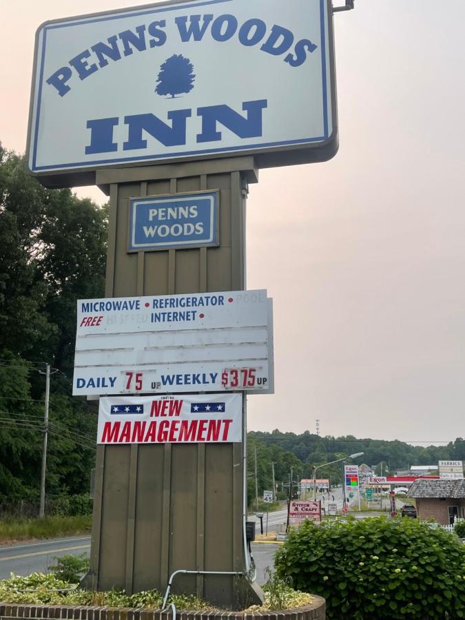 Pennswoods Inn แมนไฮม์ ภายนอก รูปภาพ